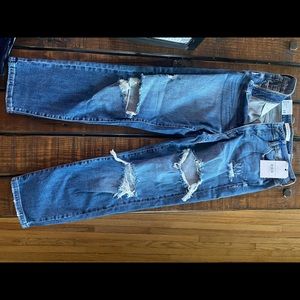 Eunina cropped mom jeans. NWT